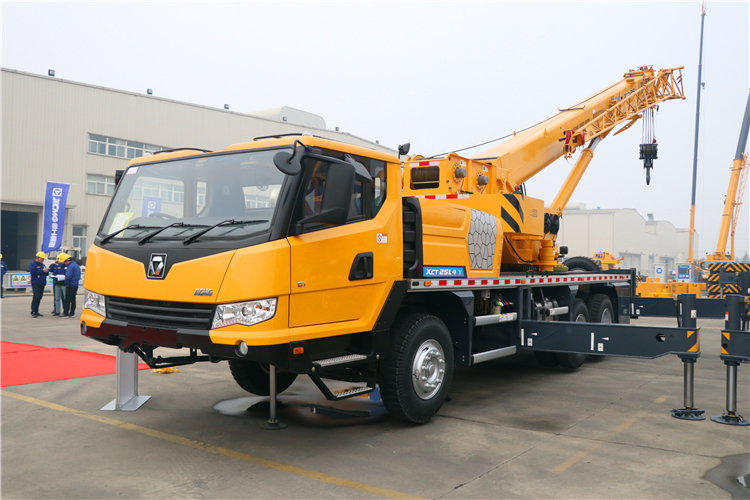 XCMG Official 25 Ton RC Mobile Truck Crane XCT25L5 China New RC Crane Truck for Sale